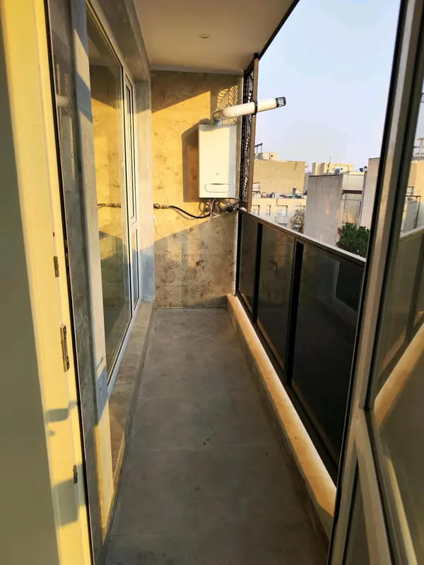 image نوساز / ۱۲۰ متر / ۲ خواب / تاپ لوکیشن ظفر 3