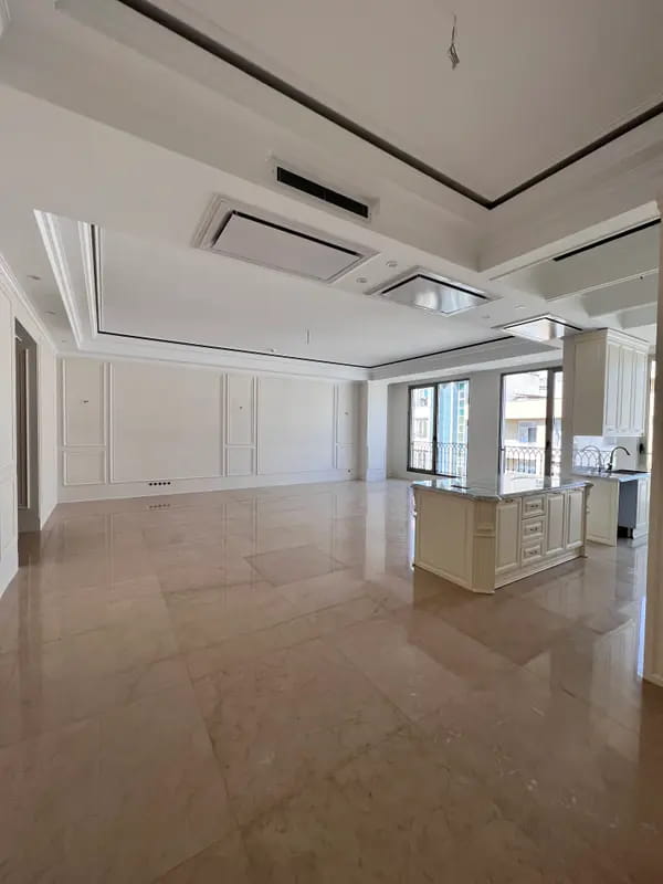 image ظفر نوساز مدرن ۱۰۵متر رو به افتاب پنجره قدی 2